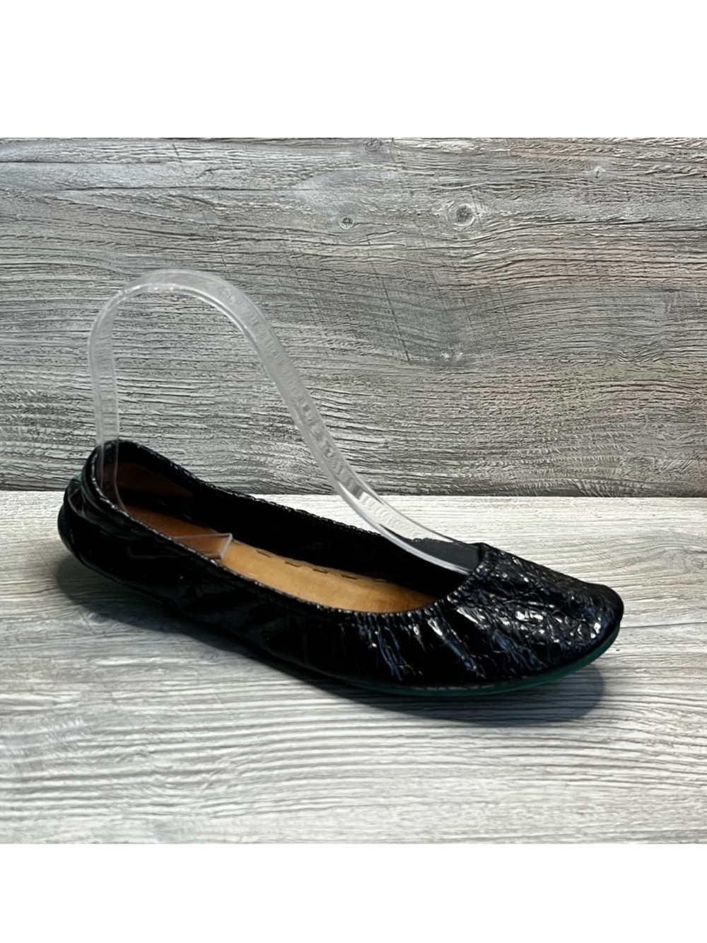 Tieks Obsidian Black croc embossed patent leather flats size 7 great condition.
